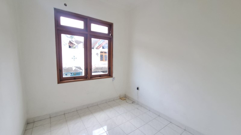 Dijual Rumah 2 Lantai dakam perum dekat dengan jalan godean km 2.8, Ngestiharjo, Kasihan, Bantul Harga: Rp 1.900.000.000