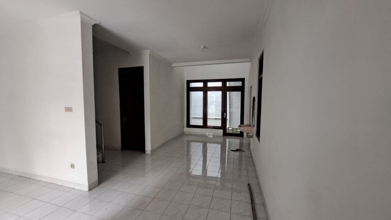 Dijual Rumah 2 Lantai dakam perum dekat dengan jalan godean km 2.8, Ngestiharjo, Kasihan, Bantul Harga: Rp 1.900.000.000
