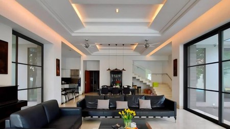 Dijual Rumah Mewah Nyaman Lokasi Bagus Di Ciniru, Rawa Barat, Jakarta Selatan