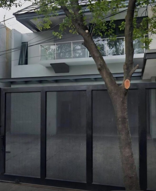 Dijual Rumah Mewah Nyaman Lokasi Bagus Di Ciniru, Rawa Barat, Jakarta Selatan