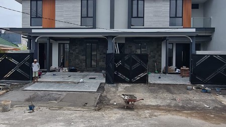 New Project - Dijual Rumah Sutorejo Prima Selatan, Mulyorejo, Surabaya Timur Baru gress; row jalan 3.5 mobil; bisa KPR