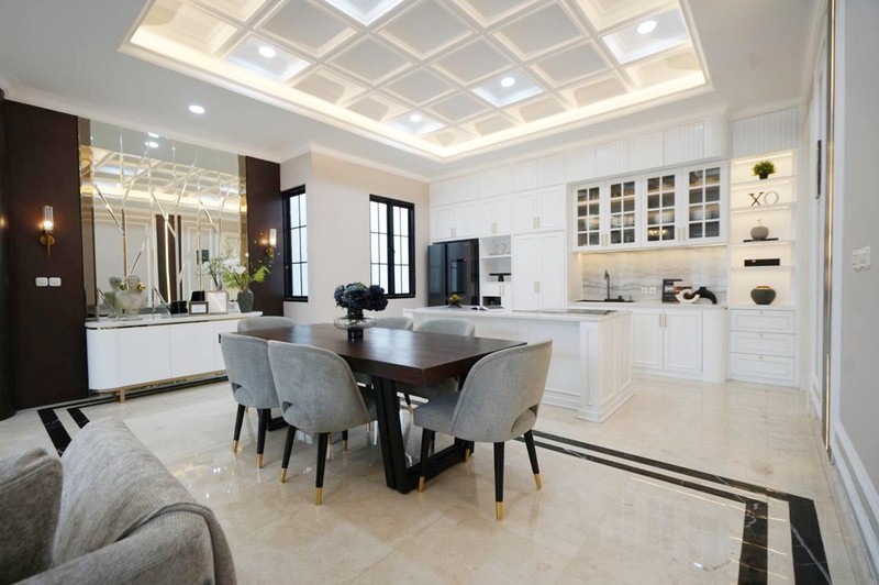 Rumah hoek dengan pool di Puri Bintaro Jaya Sektor 9