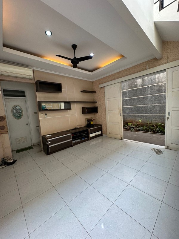 Rumah Bagus di Camar Bintaro Jaya Sektor 3