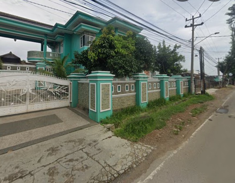 Rumah mewah dua lantai dijalan Sultan Haji Sepan Jaya Kedaton Bandarlampung