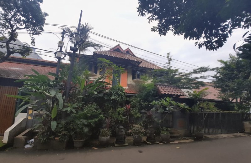 Dijual Rumah 2 Lantai di Kebayoran Baru Jakarta Selatan