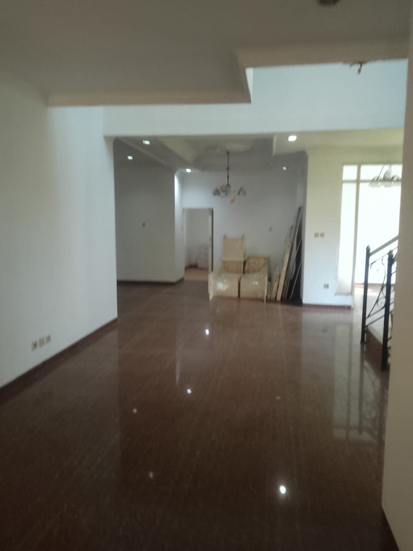 Dijual Rumah mewah di Taman Golf, Jababeka, Cikarang