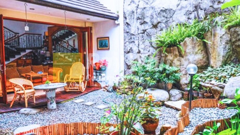 Rumah Hitung Tanah Area Cipete