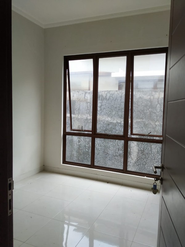 Disewakan Rumah  Bagus Siap Huni Di Cluster Discovery Fiore Bintaro Jaya