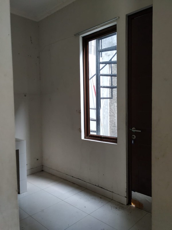 Disewakan Rumah  Bagus Siap Huni Di Cluster Discovery Fiore Bintaro Jaya