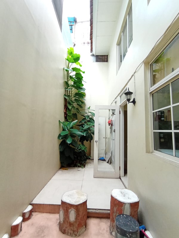Disewakan townhouse cantik dan Full furnish di Taman Paris 1 - Lippo Karawaci