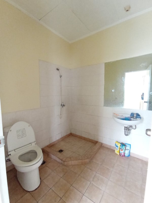 Disewakan townhouse cantik dan Full furnish di Taman Paris 1 - Lippo Karawaci