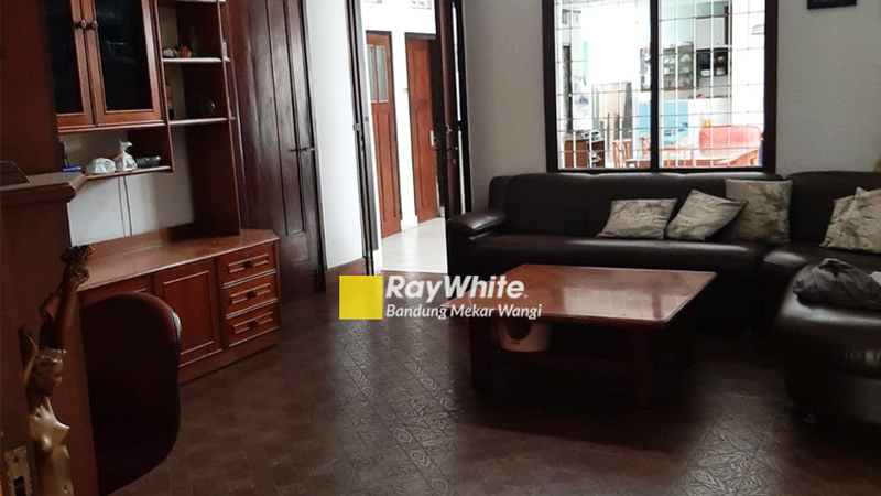 Rumah Jalan Brantas di Sayap Riau