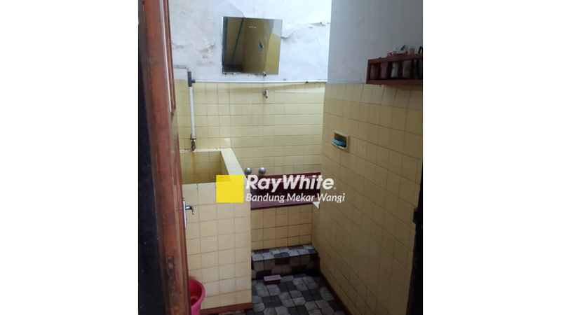 Rumah Jalan Brantas di Sayap Riau