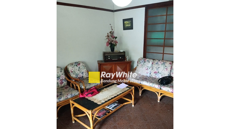 Rumah Jalan Brantas di Sayap Riau