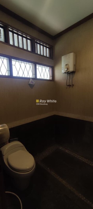 Rumah Semi Furnished di Fajar Raya Estate - Cihanjuang, Cimahi 