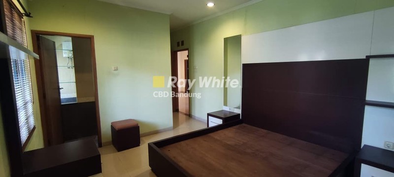 Rumah Semi Furnished di Fajar Raya Estate - Cihanjuang, Cimahi 