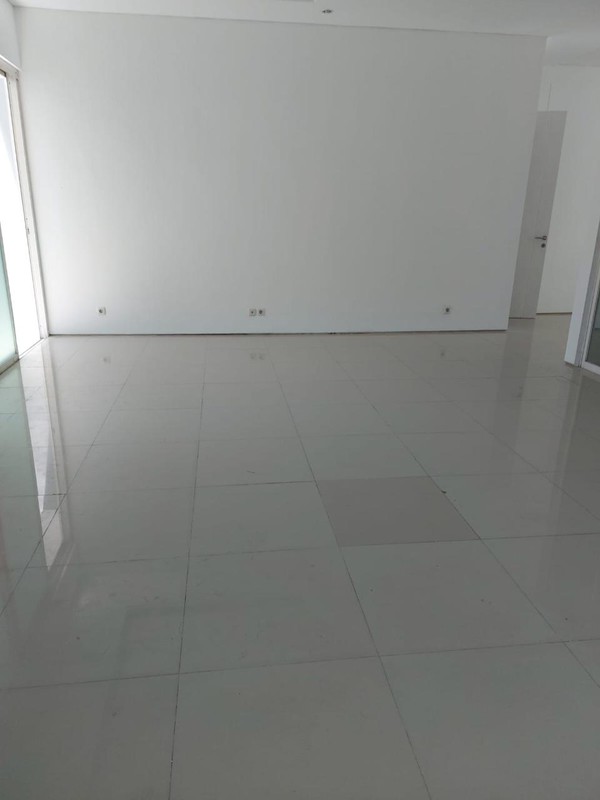 SEWA RUMAH ROYAL RESIDENCE MONTICELLO