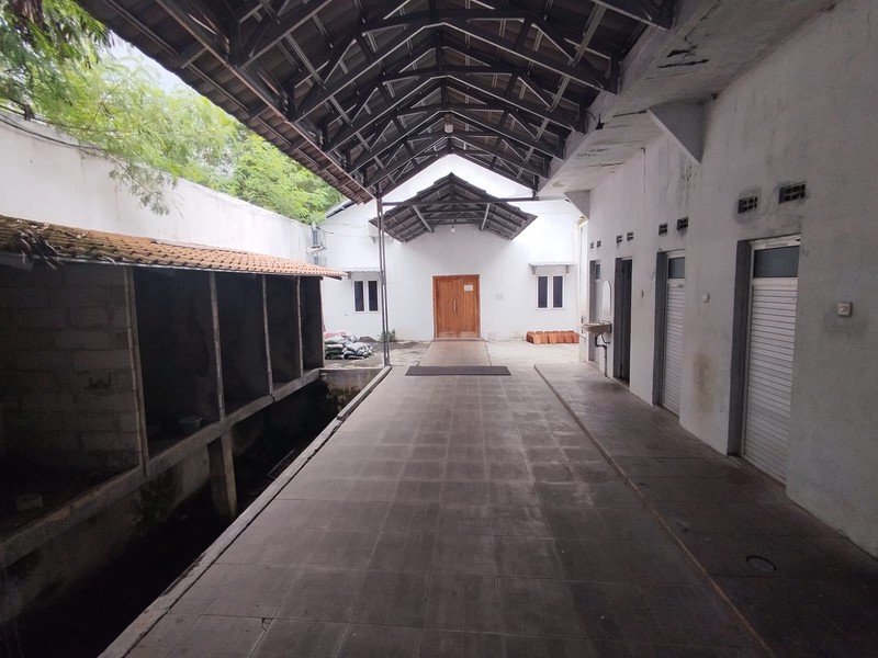 Dijual Rumah Mewah Luas 1158 Meter Persegi Cocok untuk Hunian, Kantor, atau Gudang, Trihanggo, Gamping, Sleman