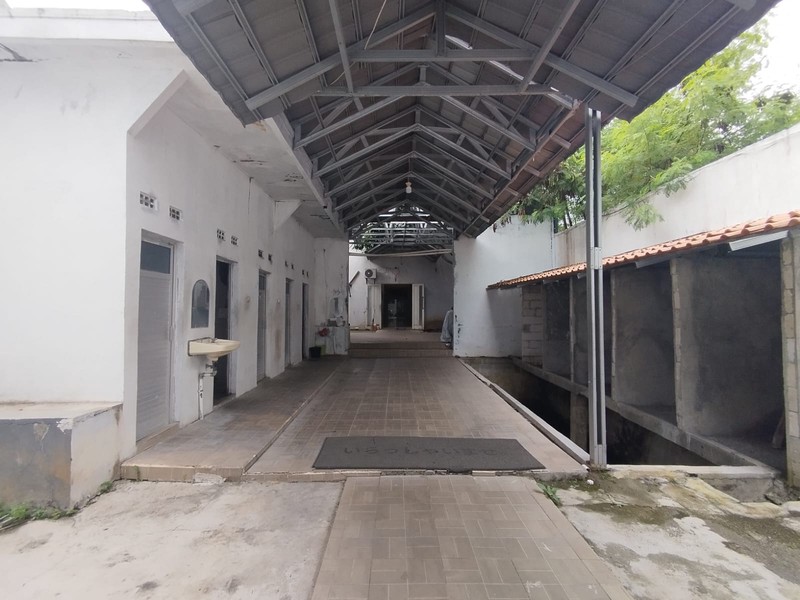 Dijual Rumah Mewah Luas 1158 Meter Persegi Cocok untuk Hunian, Kantor, atau Gudang, Trihanggo, Gamping, Sleman