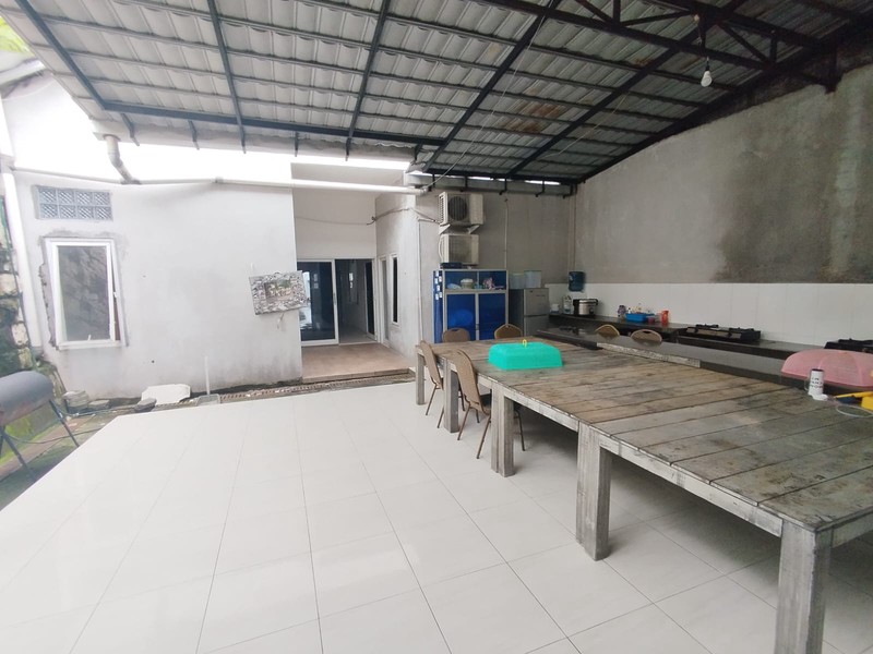 Dijual Rumah Mewah Luas 1158 Meter Persegi Cocok untuk Hunian, Kantor, atau Gudang, Trihanggo, Gamping, Sleman