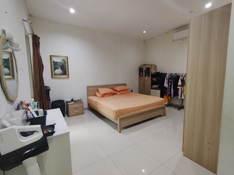 Dijual Rumah Mewah Luas 1158 Meter Persegi Cocok untuk Hunian, Kantor, atau Gudang, Trihanggo, Gamping, Sleman