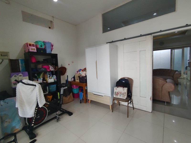 Dijual Rumah Mewah Luas 1158 Meter Persegi Cocok untuk Hunian, Kantor, atau Gudang, Trihanggo, Gamping, Sleman