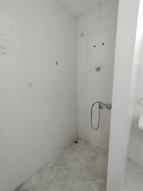 Disewakan Rumah Tinggal 2 Lantai Siap Huni Strategis di Laweyan, Karangasem, Laweyan, Surakarta