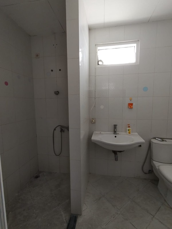 Disewakan Rumah Tinggal 2 Lantai Siap Huni Strategis di Laweyan, Karangasem, Laweyan, Surakarta