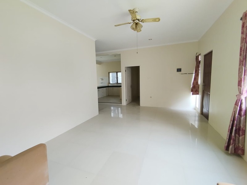 Disewakan Rumah Tinggal 2 Lantai Siap Huni Strategis di Laweyan, Karangasem, Laweyan, Surakarta