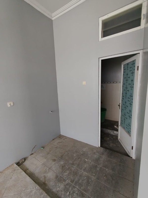 Disewakan Rumah Tinggal 2 Lantai Siap Huni Strategis di Laweyan, Karangasem, Laweyan, Surakarta