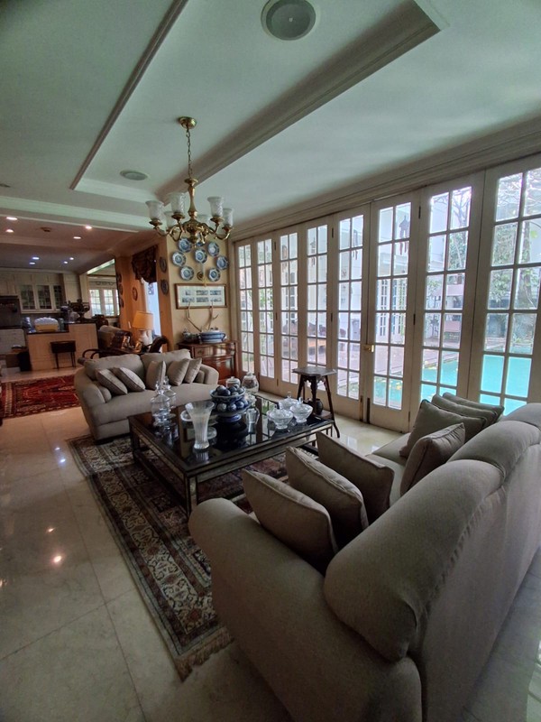 Dijual Rumah Mewah Di Jl. Darmawangsa, Kebayoran Baru, Jakarta Selatan