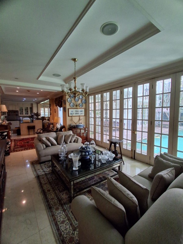 Dijual Rumah Mewah Di Jl. Darmawangsa, Kebayoran Baru, Jakarta Selatan