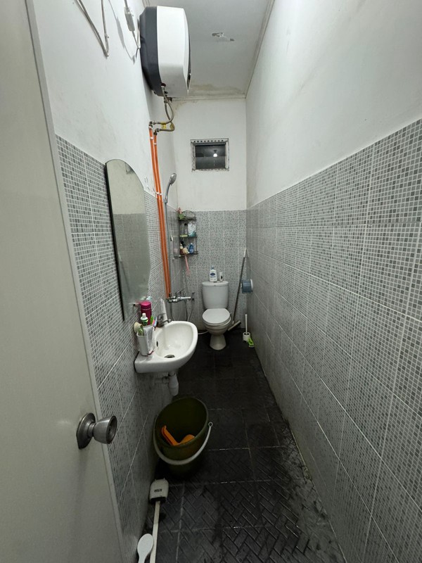 Dijual Rumah Lokasi Strategis Di Jl. Hologen, Ciputat Baru, Tangerang Selatan