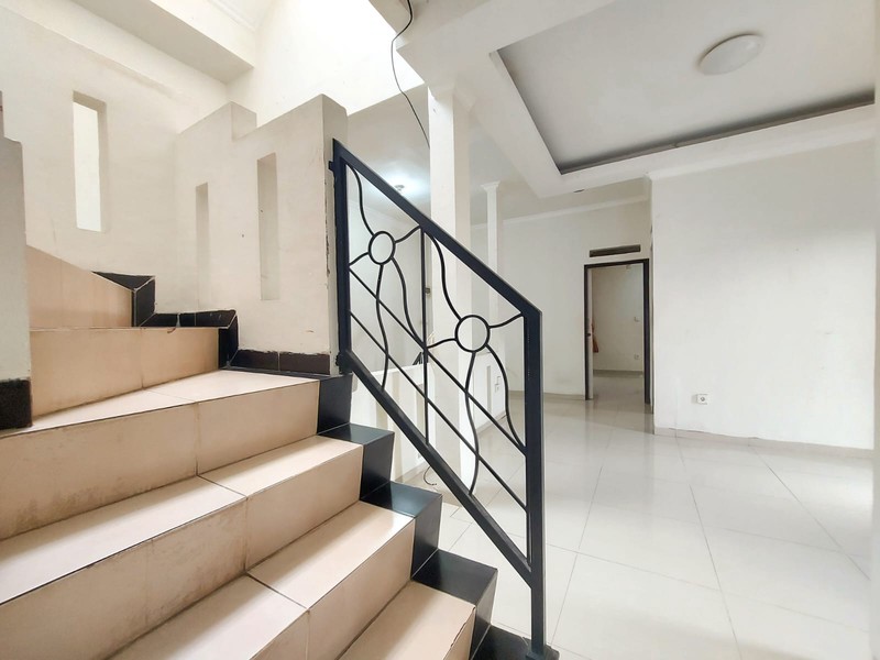 Cirendeu Gelagah Rumah Dalam Cluster Dekat Villa Cinere Mas