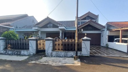 Rumah Luas Apik Dalam Komplek Diarea Jl Juanda Ciputat