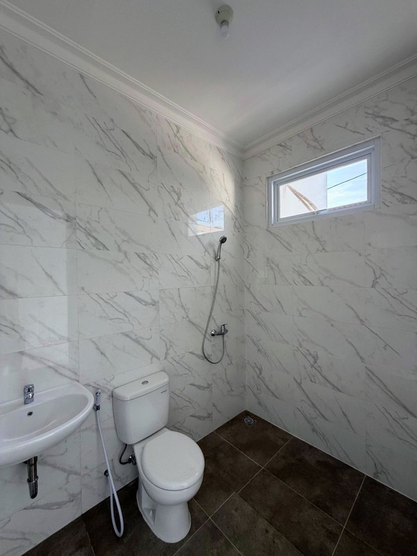 Dijual Rumah  Bukit Plama Surabaya Barat Baru Gress Citraland Utara,