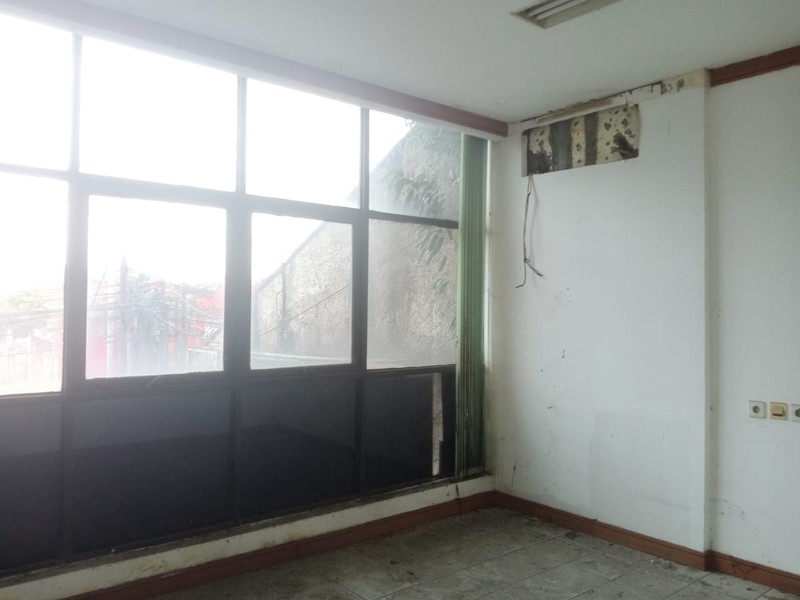 Ruko Strategis di Mainroad Lengkong Kecil Bandung