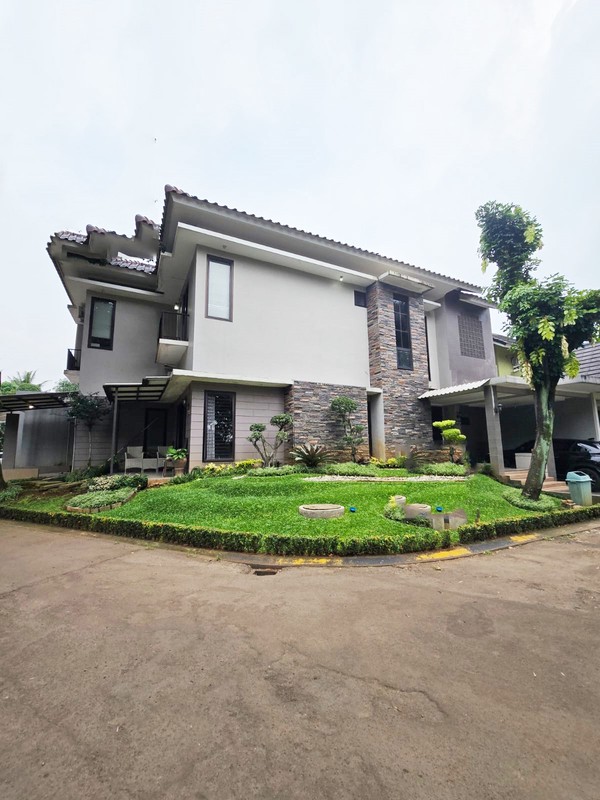 Rumah Hoek dan siap huni di Permata Bintaro