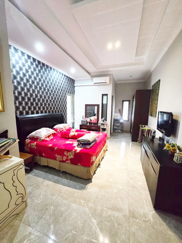 Rumah Hoek dan siap huni di Permata Bintaro