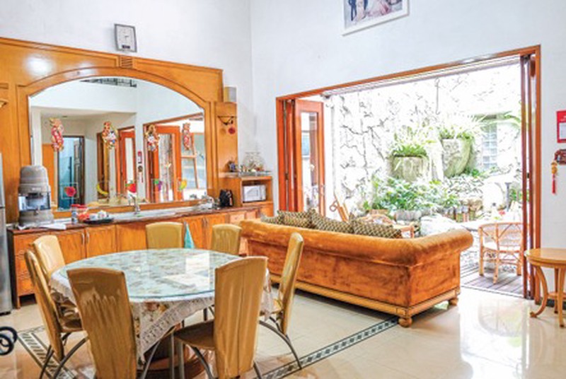 Ruko Strategis di Mainroad Naripan Bandung