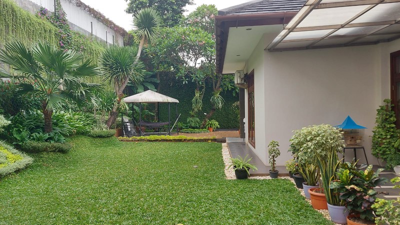Rumah Mewah Di Daerah Mampang Prapatan