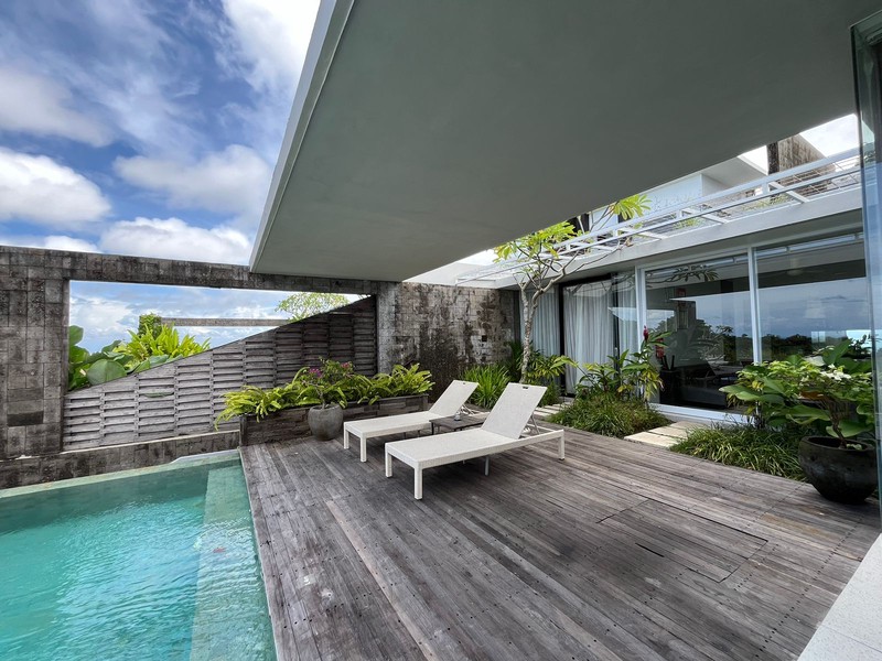 Villa Freehold Luxurious   in Uluwatu Bali