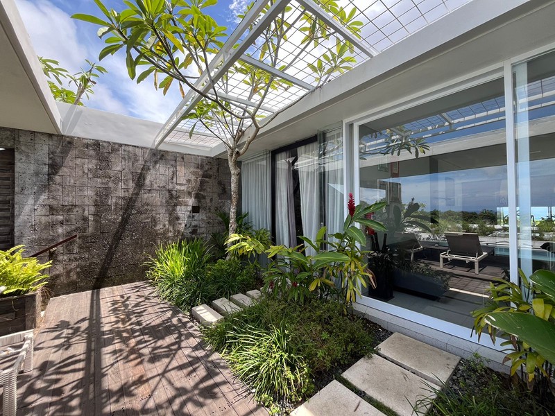 Villa Freehold Luxurious   in Uluwatu Bali
