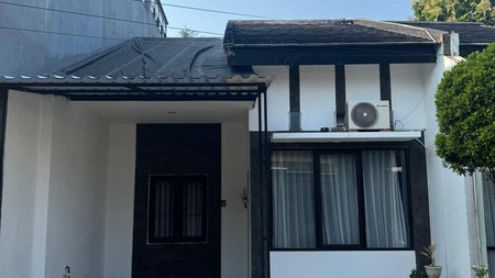 Rumah Bagus Di Town House Sektor 9 Ciputat Tangerang Selatan