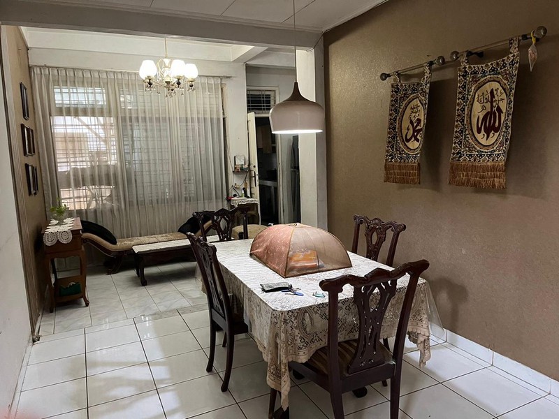 Rumah Bagus Di Villa Bintaro Regency, Jl Sumatera Pondok Aren Tangerang Selatan