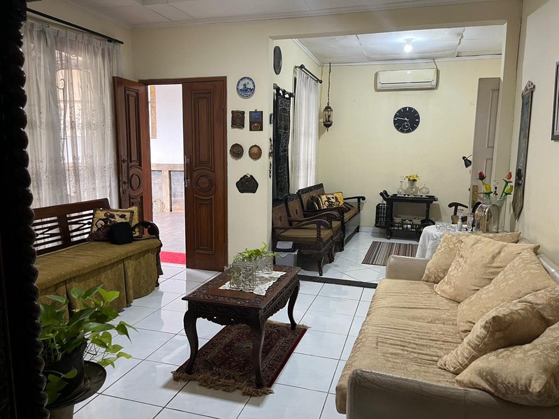 Rumah Bagus Di Villa Bintaro Regency, Jl Sumatera Pondok Aren Tangerang Selatan