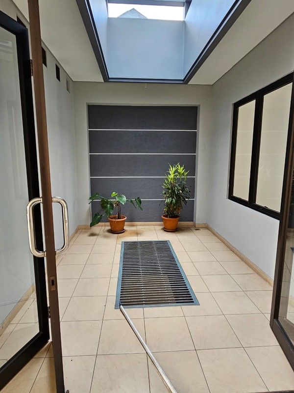 Rumah Bagus Di Jl Gaharu Cipete Jakarta Selatan