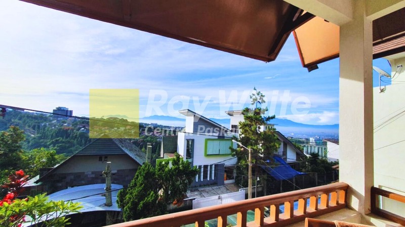 Villah Full Furnished di Lembah Pakar 