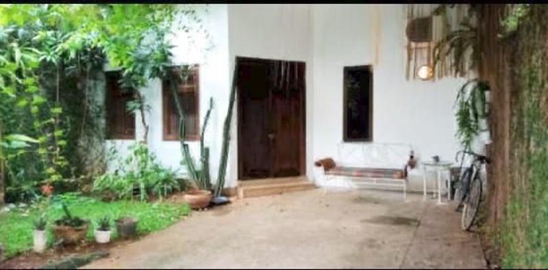 Rumah Bagus Di Jl Kav Lestari Lebak Bulus Jakarta Selatan