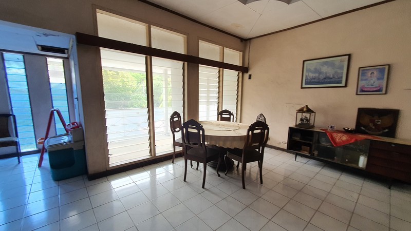 Rumah Bagus Di Jl Iskandarsyah Kebayoran Baru Jakarta Selatan